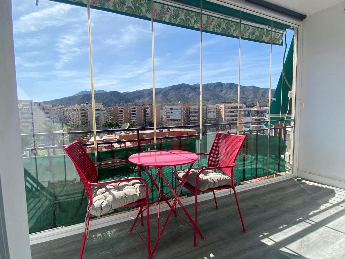 Lafrenchtouch - Coqueto Estudio Terraza Con Vistas Torremolinos Kültér fotó